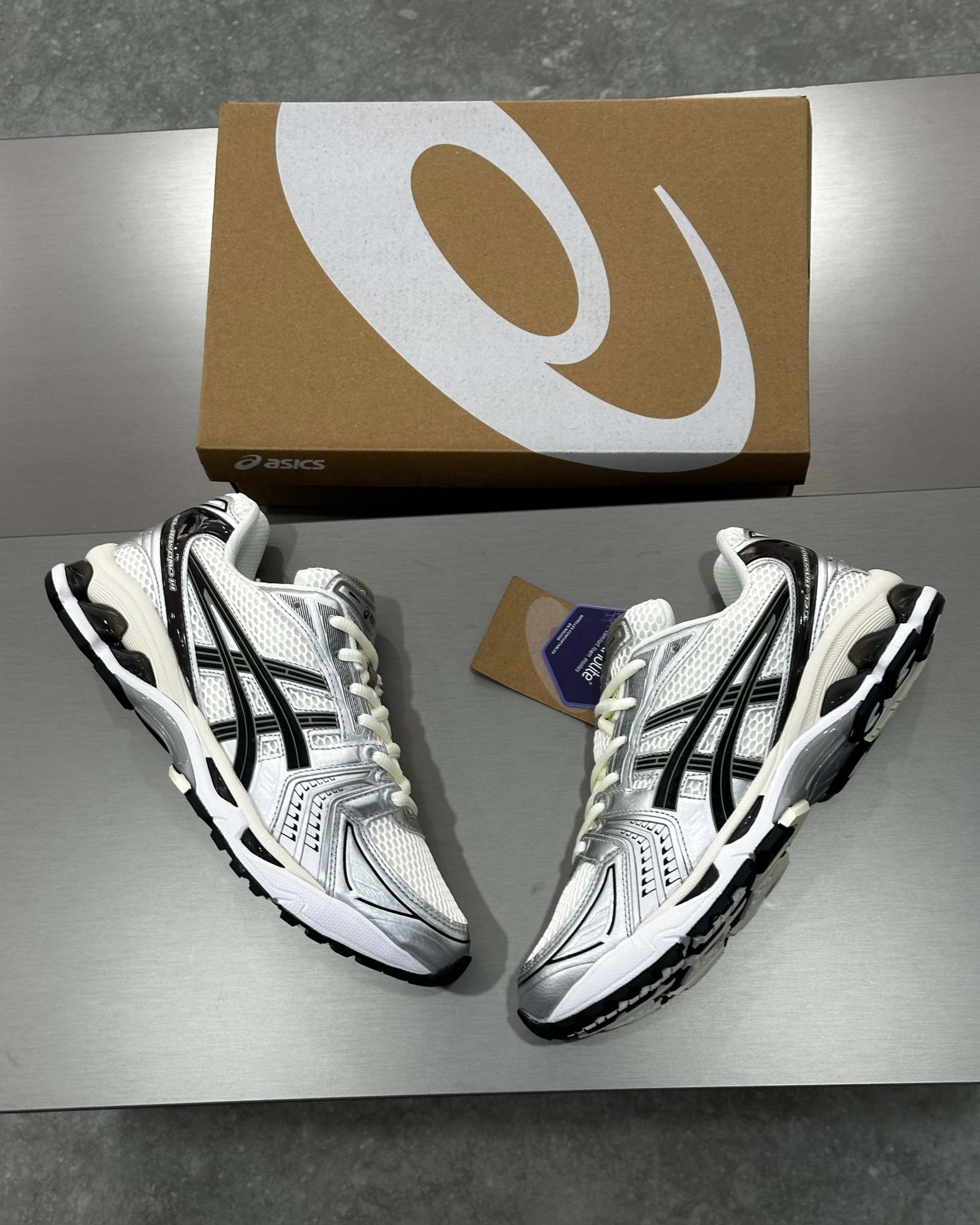 ASıCS Gel-Kayano 14 Cream Black
Metallic Plum