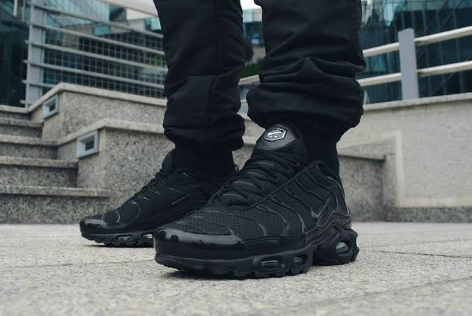 TN ALL BLACK