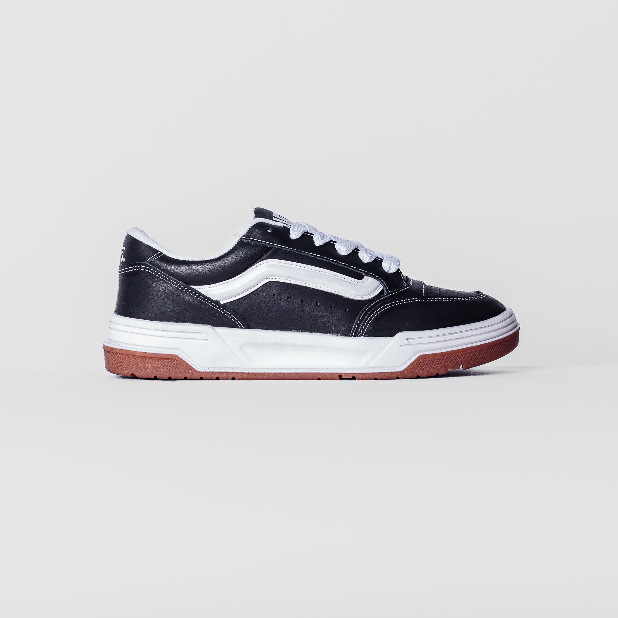 VNS Hylane Black White