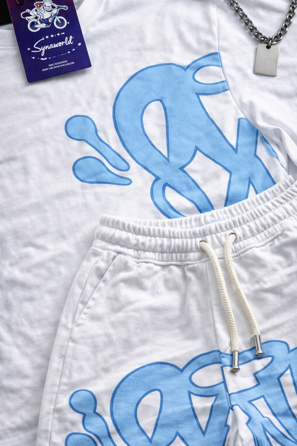 Conjunto Camiseta e Bermuda Syna World branco e azul