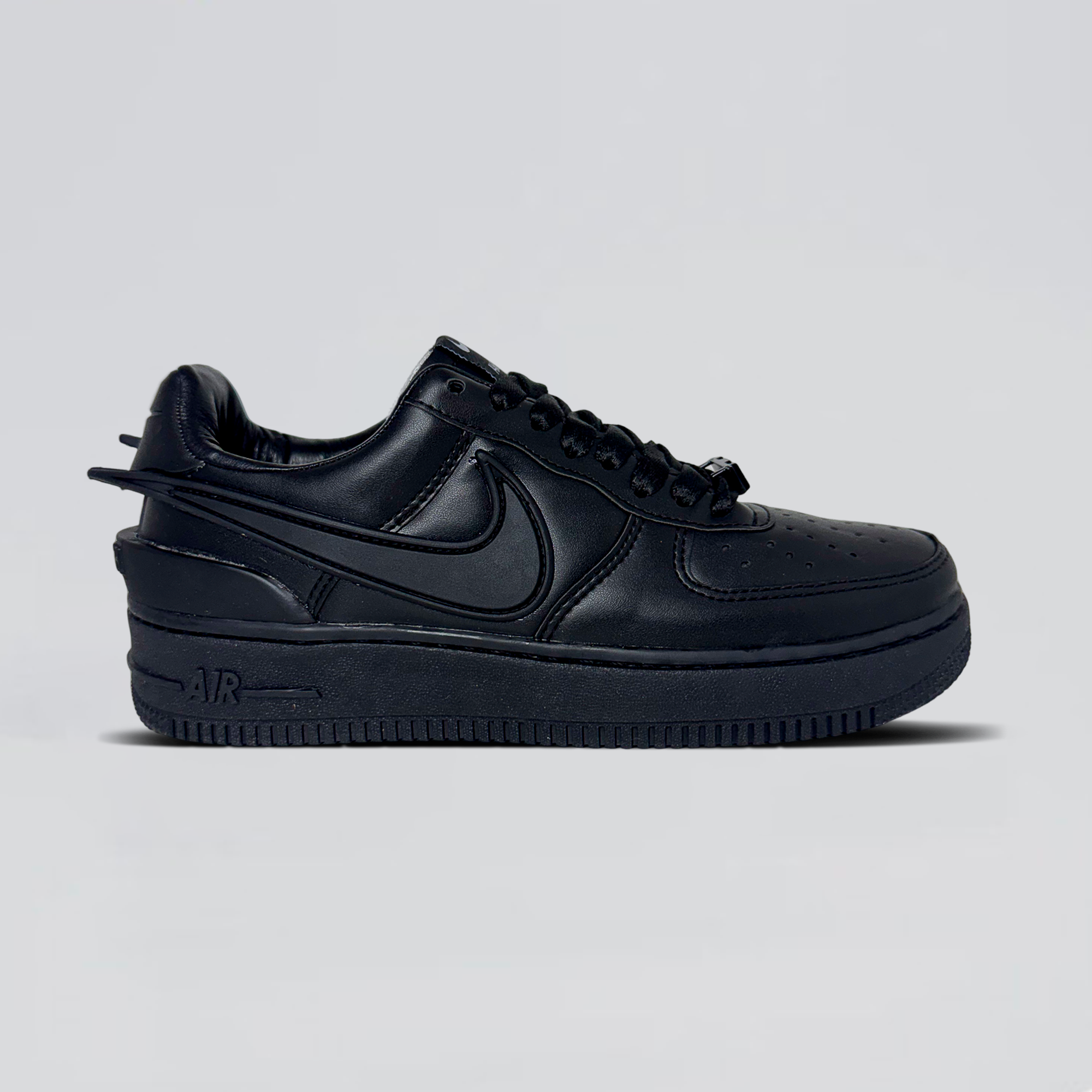 AF1  Ambush Preto