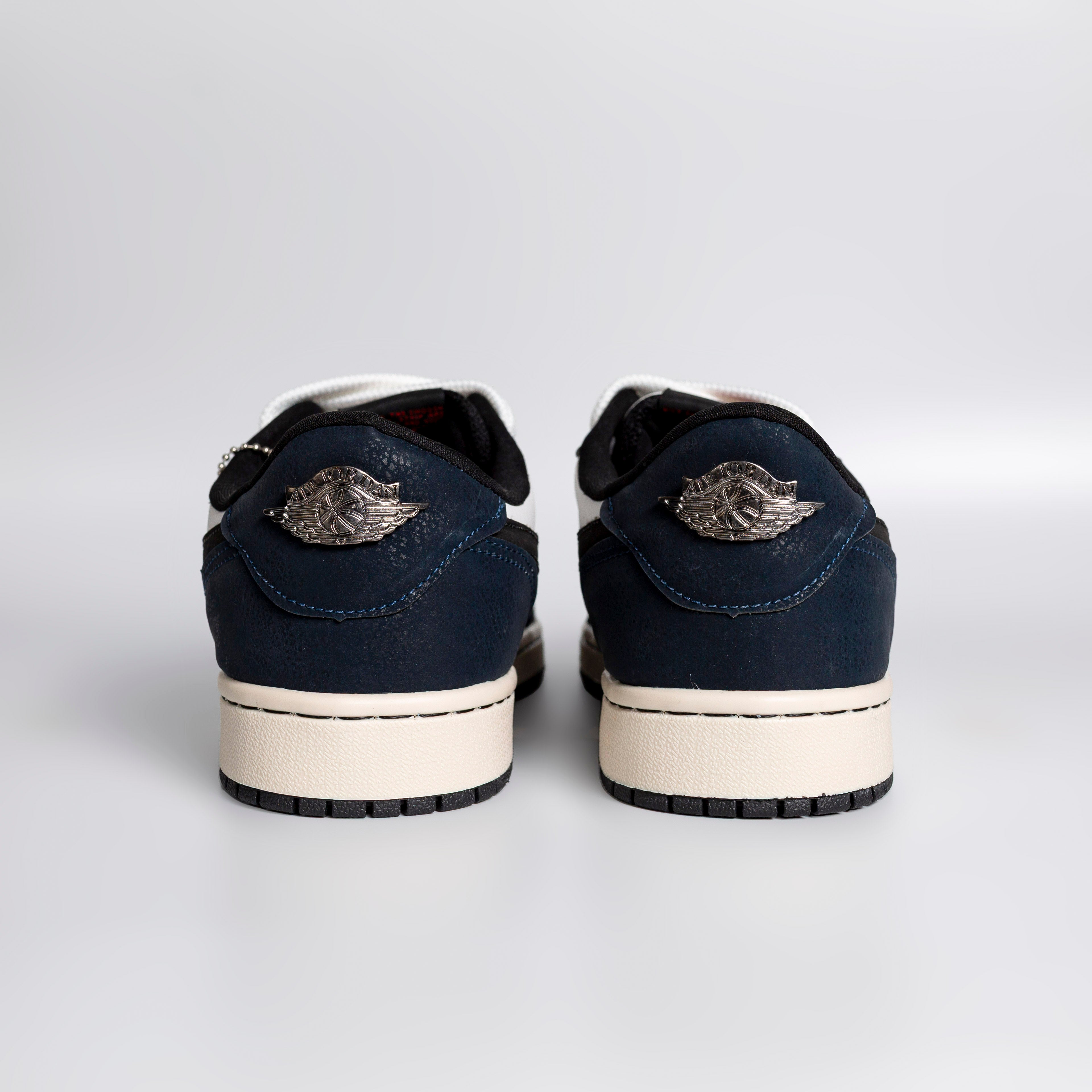 NK Air Jordan Low Navy Blue (Edição limitada)