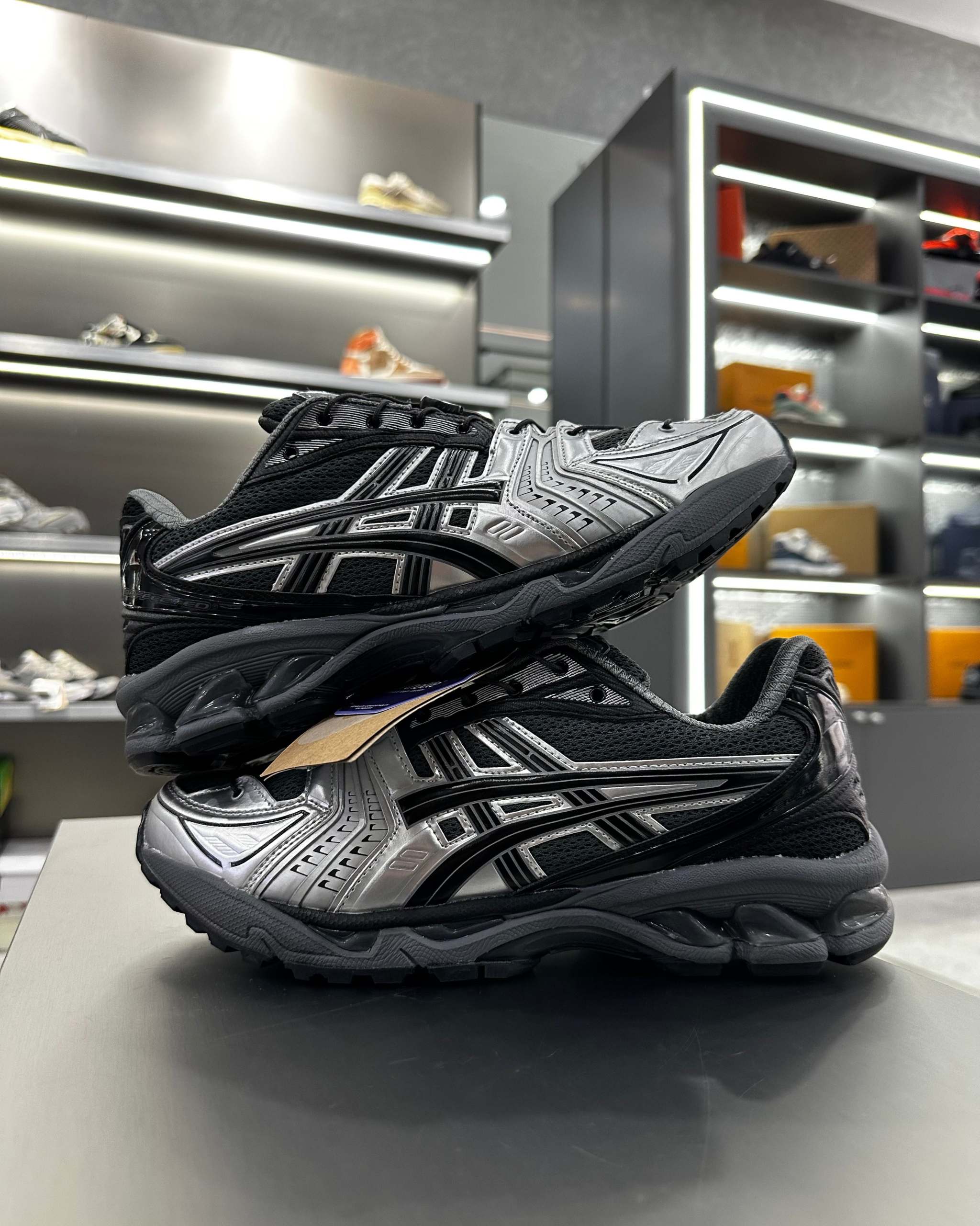 ASICS Gel-Kayano 14 Unaffected
Infinite Wonders