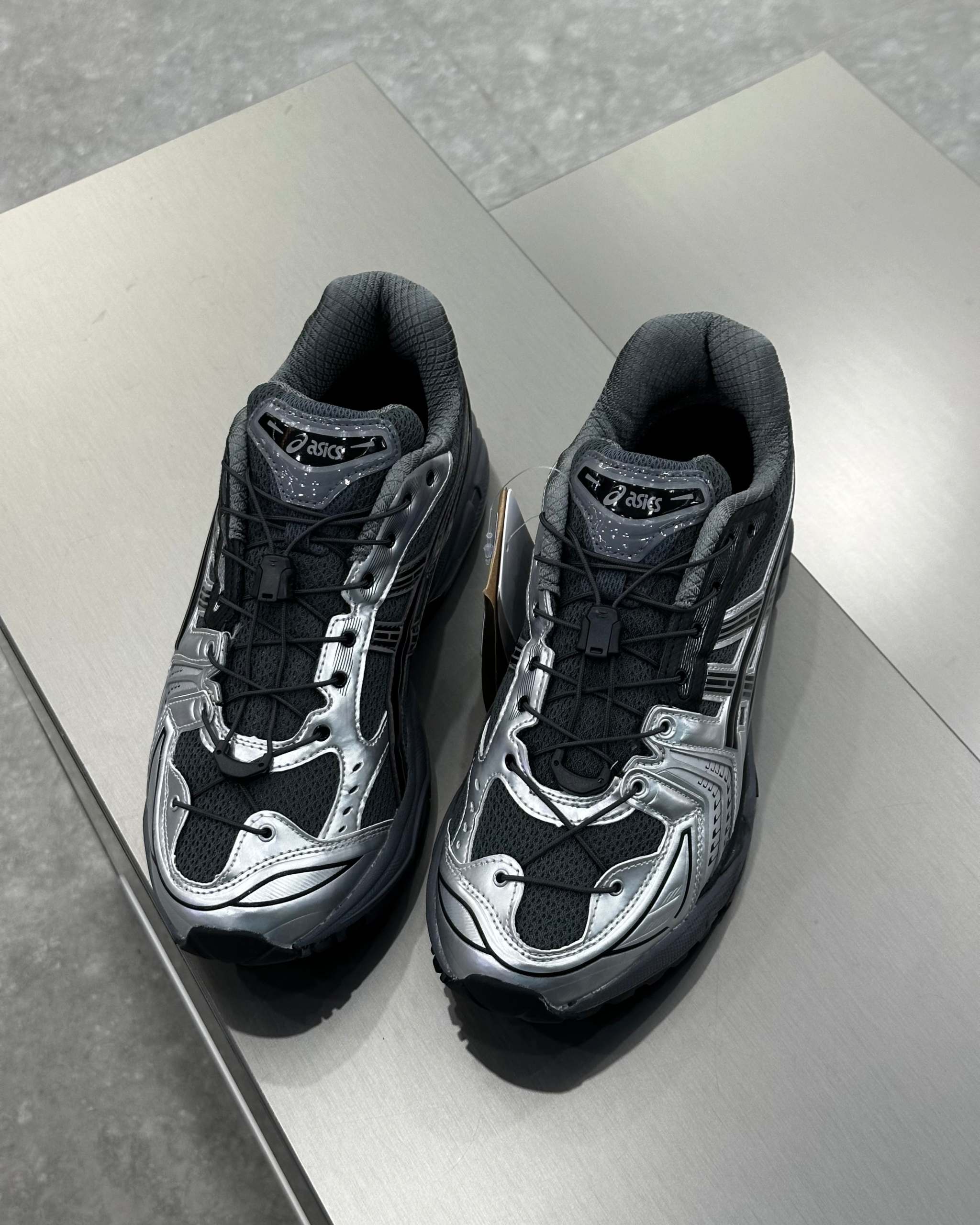 ASICS Gel-Kayano 14 Unaffected
Infinite Wonders