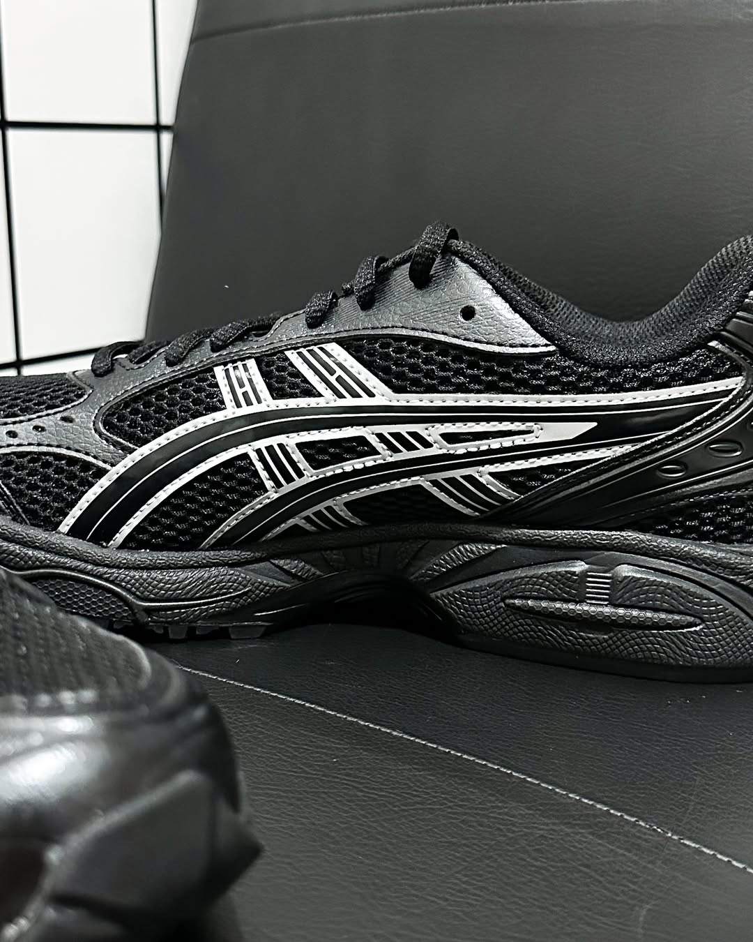 ASICS Gel-Kayano 14 Black Silver