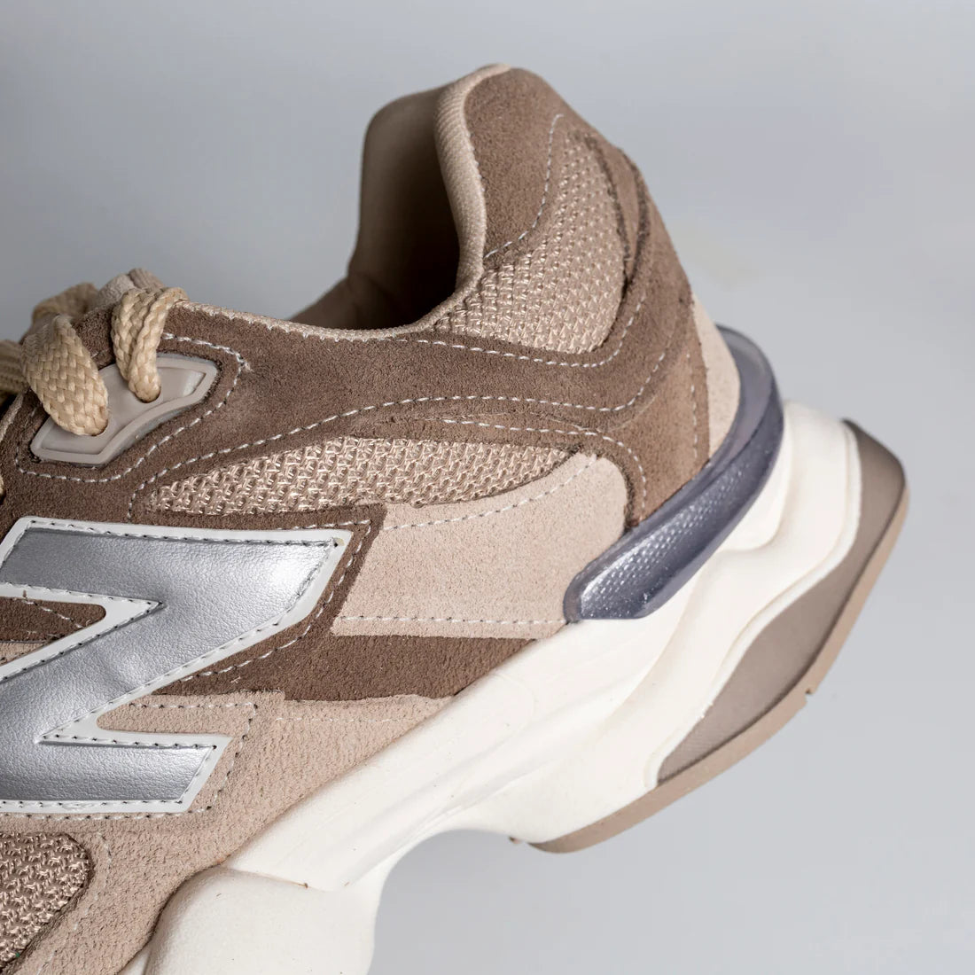 NB 9060 Mocha Cream