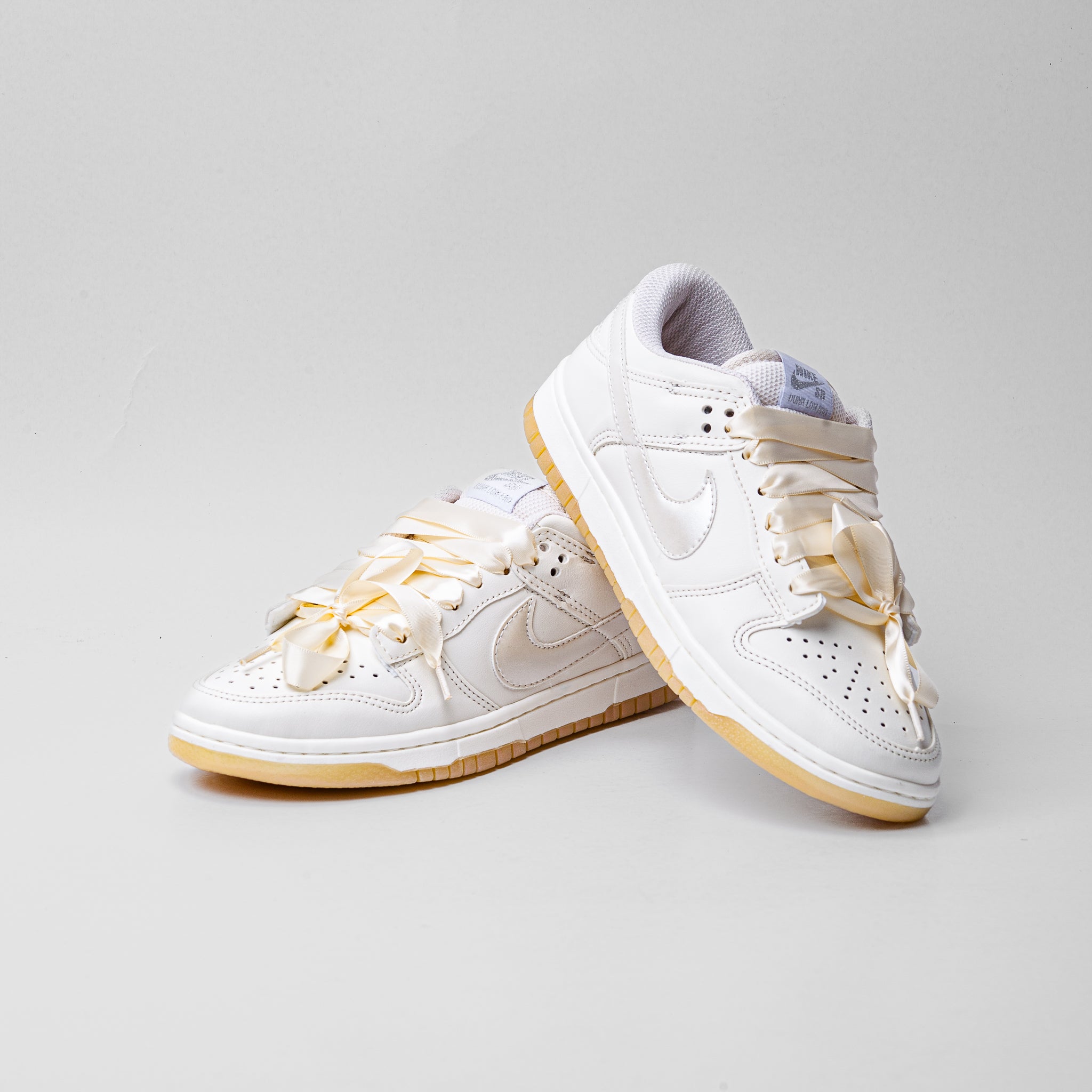 Dk Low Pérolas Cetim