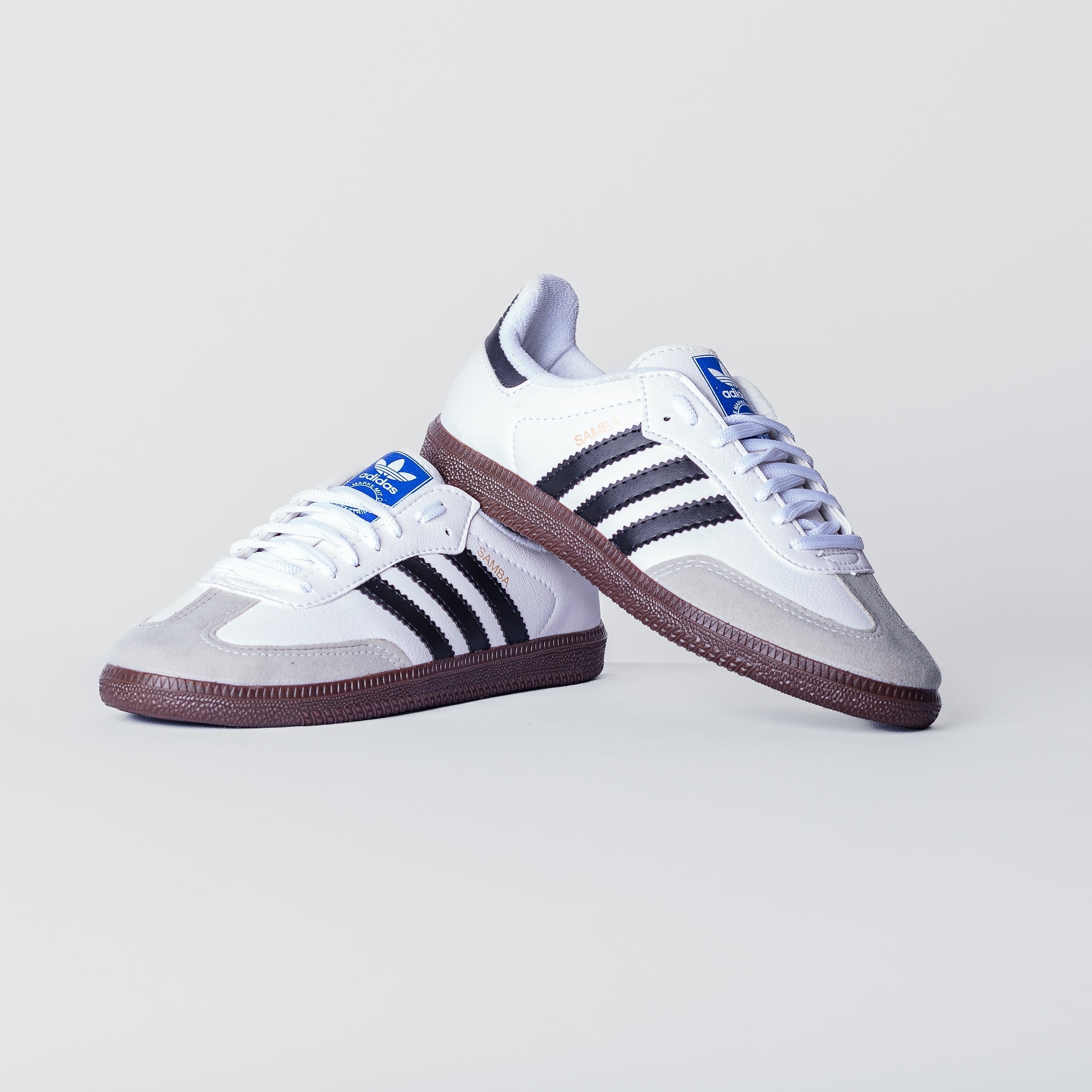 ADDS Samba Branco e Preto