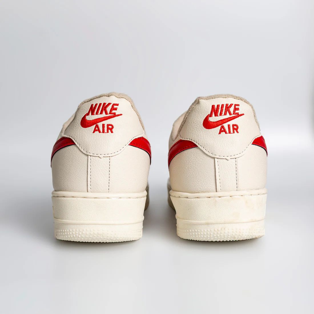 AF1 Retro Off/Red