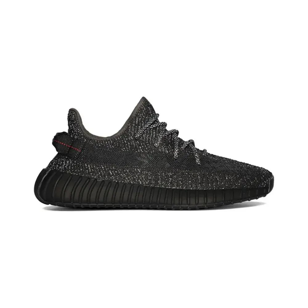 Yeezy 350 v2 Black Refletive