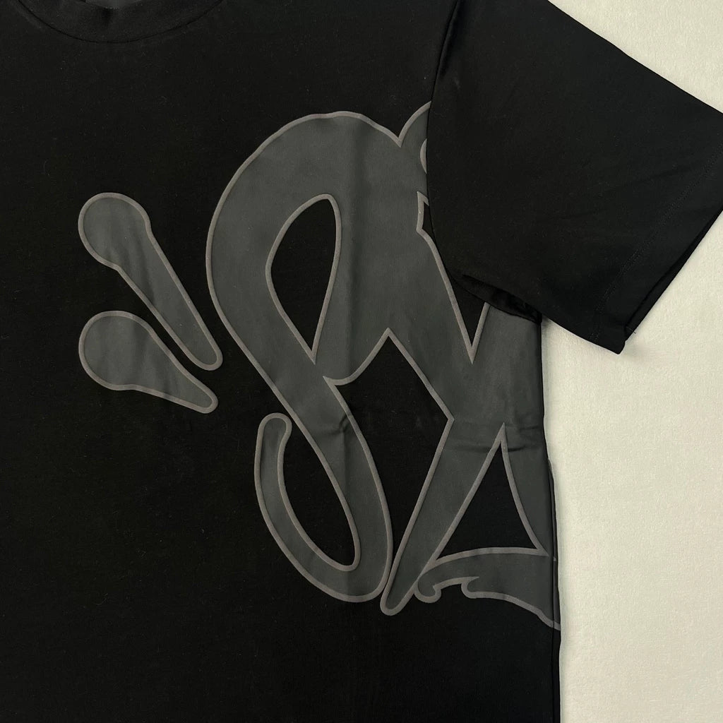 Conjunto Camiseta e Bermuda Moletom Syna World Streetwear